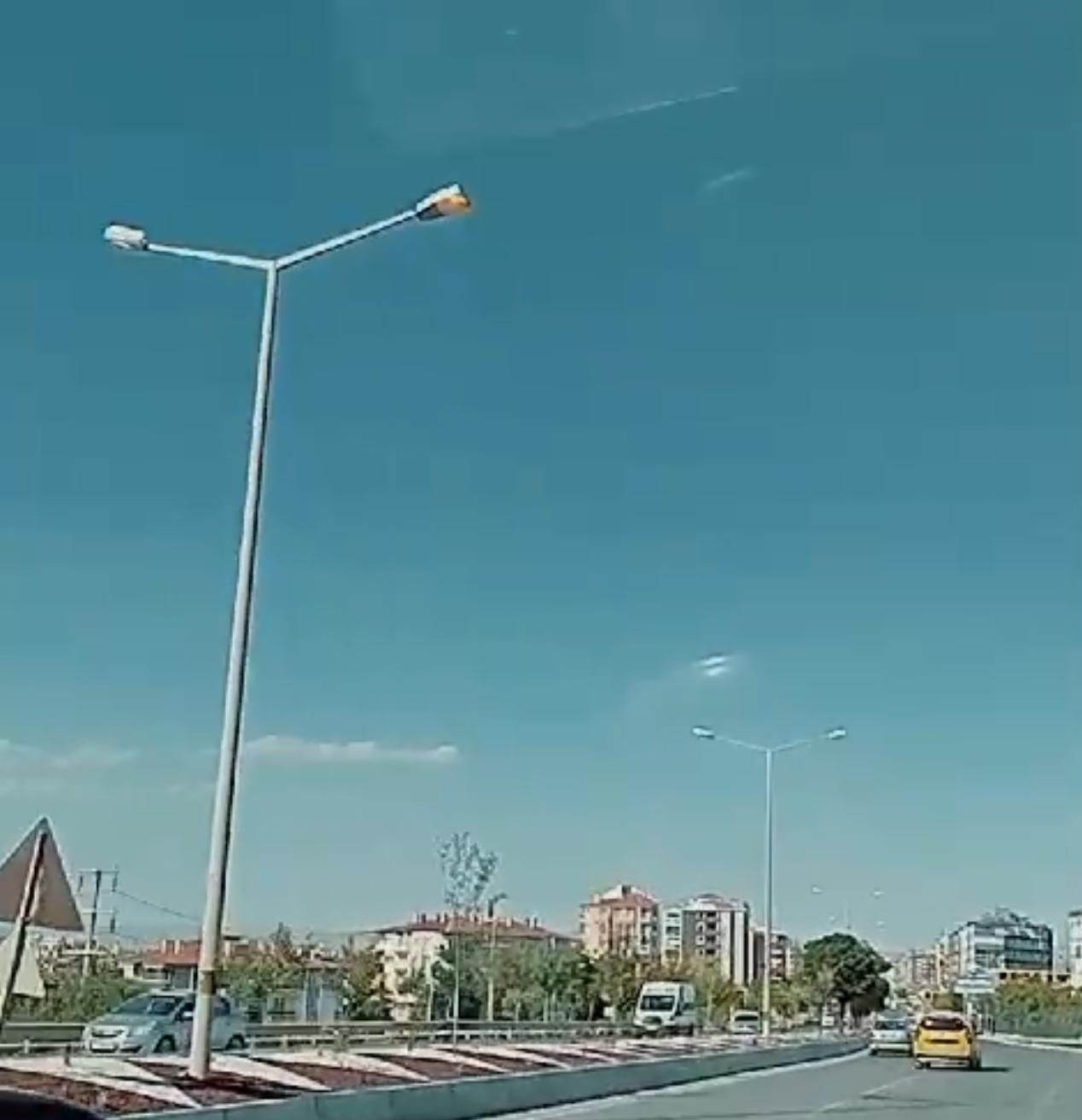 Haberimize Duyarsız Kalınmadı OEDAŞ Müdürü Demir ve Ekibi Sorunu Yerinde Çözdü