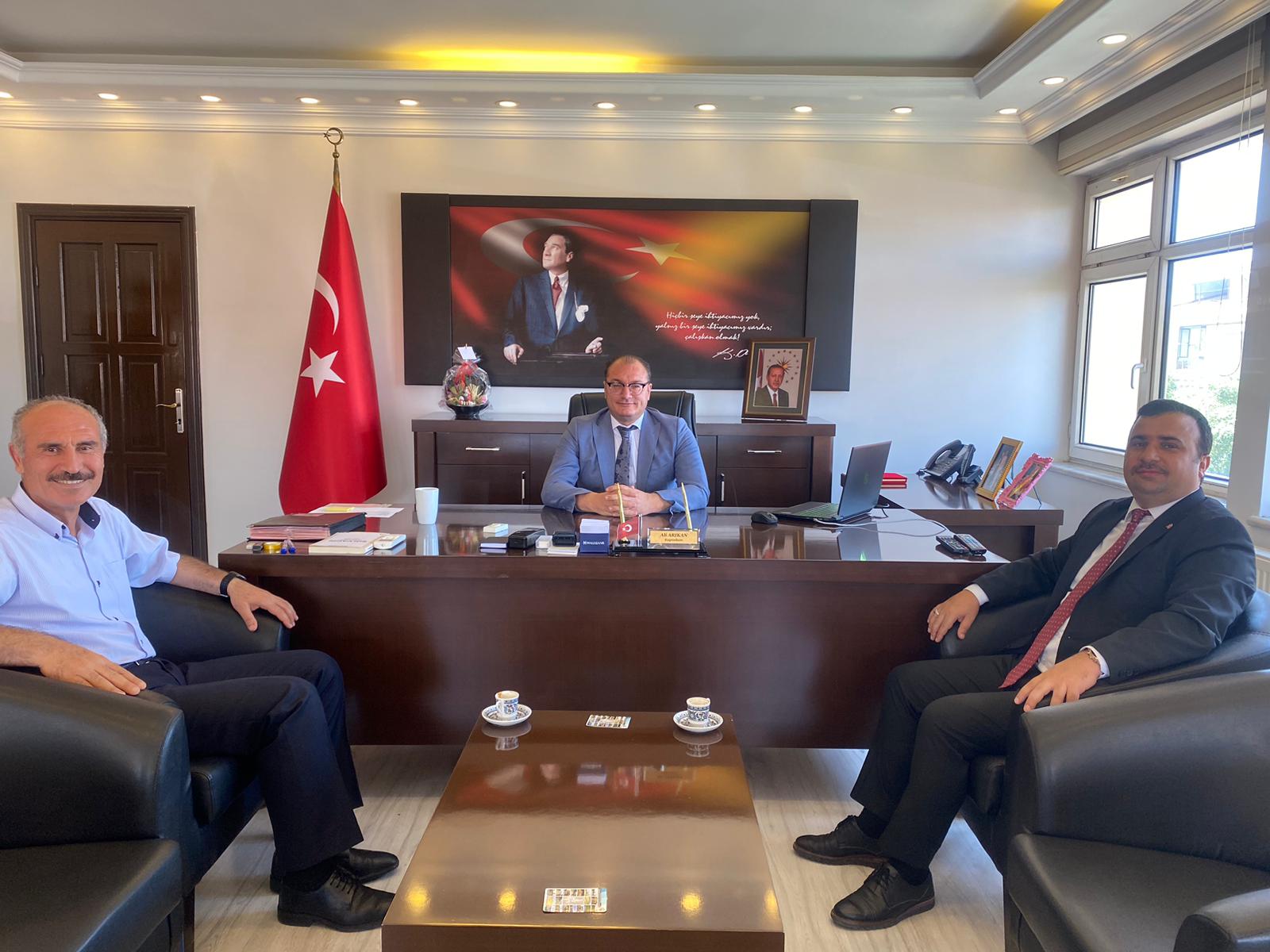 Bolvadin Kaymakamı Ali Arıkan’a Hayırlı Olsun Ziyareti