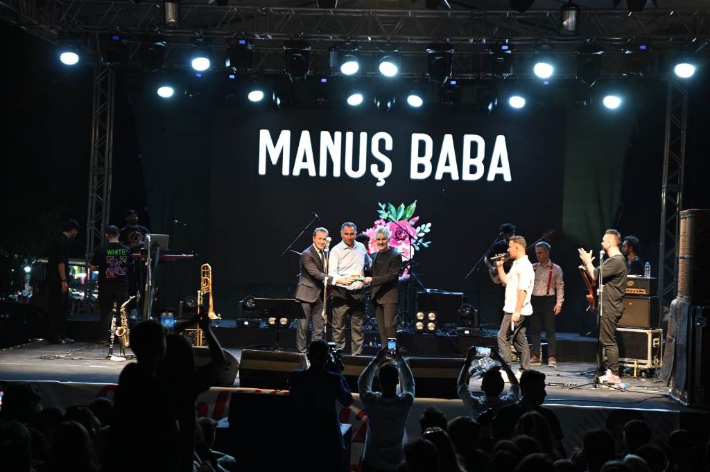 EMİRDAĞ'DA MANUŞ BABA RÜZGÂRI ESTİ