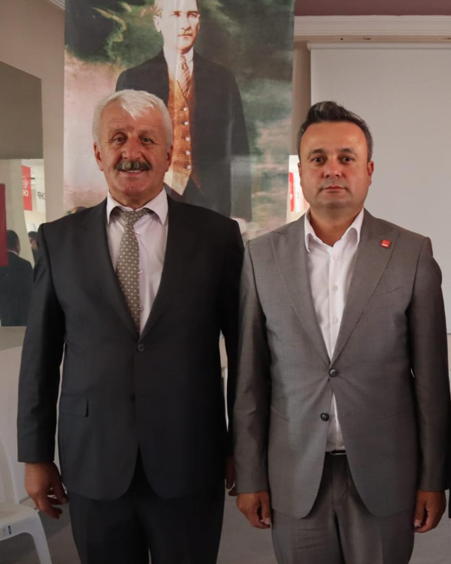 Emirdağ CHP Kaya'ya Emanet Başkan Erhan Tebrik Etti
