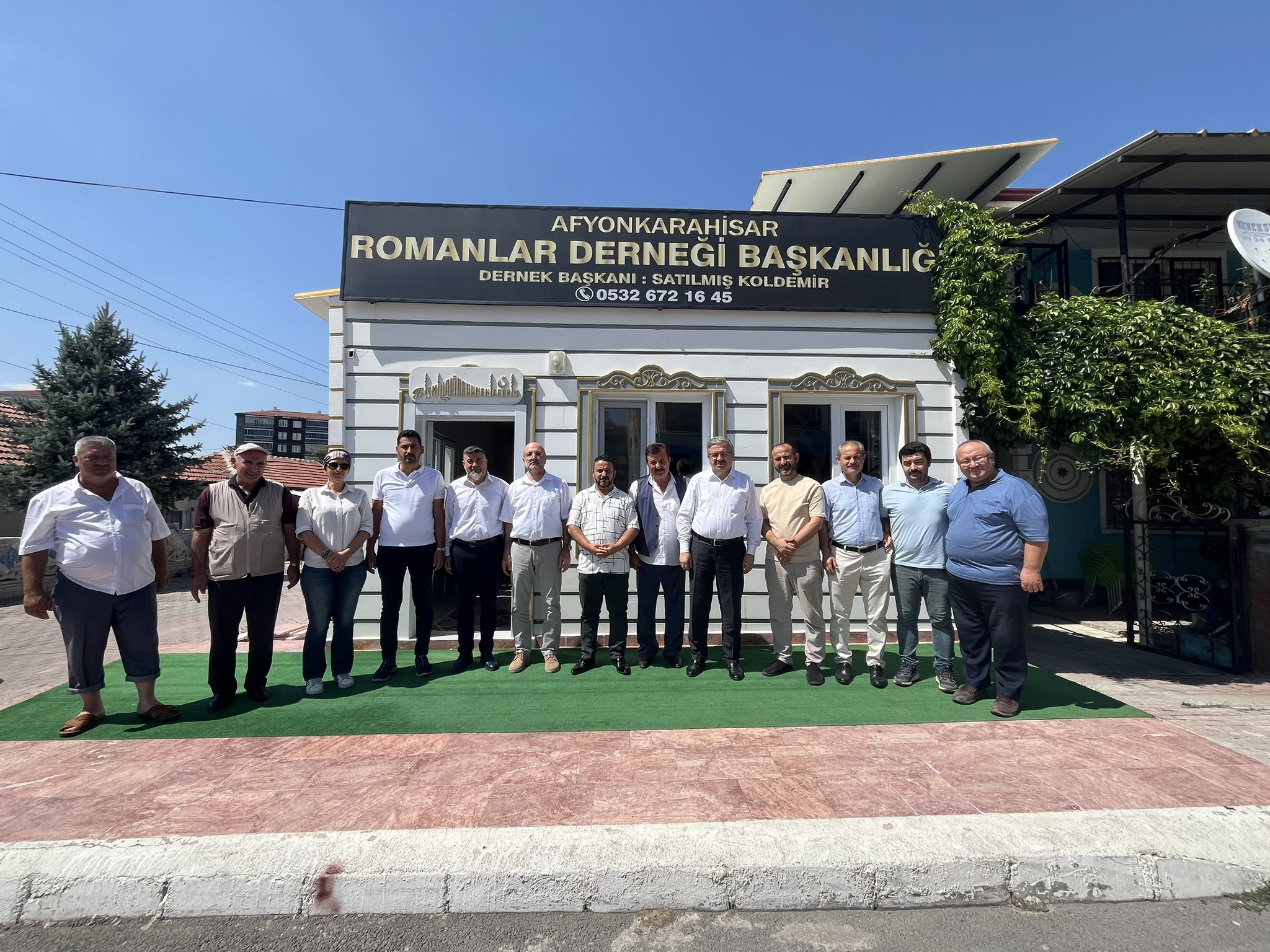 Ak Parti Teşkilatından Romanlar Derneği'ne Ziyaret