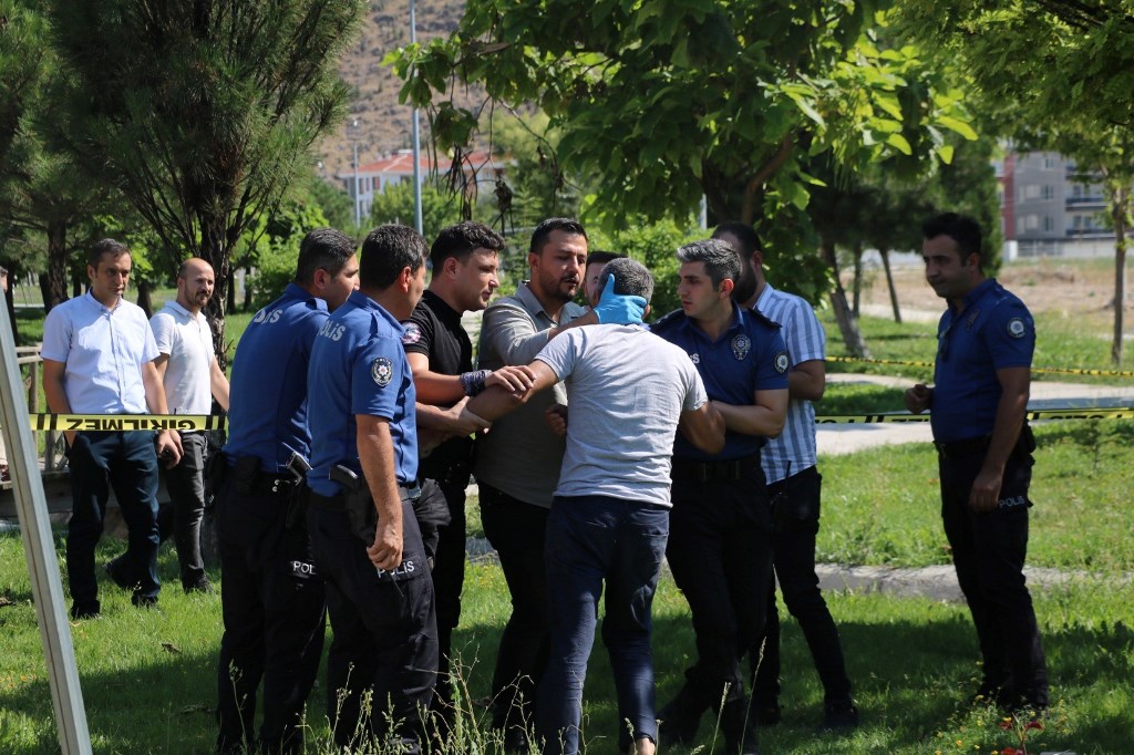 AFYON'DA YAŞANAN CİNAYETİN DETAYLARI BELLİ OLUYOR!
