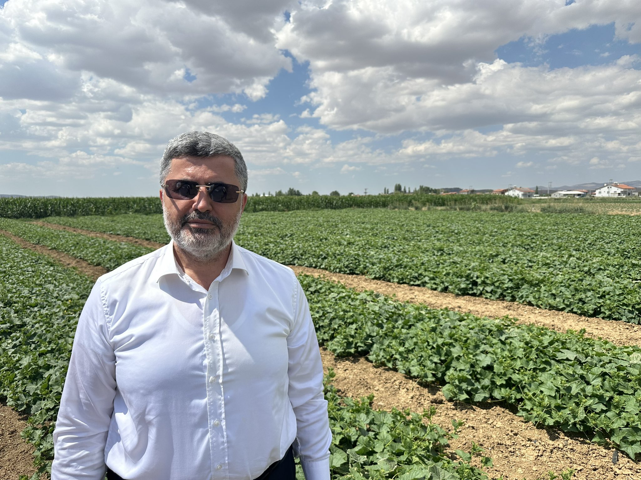 AK Partili Özkaya Duyurdu Afyonlu Çiftçilerin Yüzü Güldü