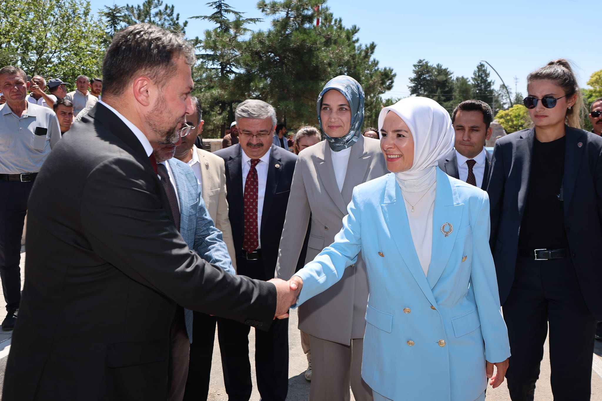 Vali Yiğitbaşı Açılışa Katıldı Bakan Göktaş’la Beraber Kurdeleyi Kesti