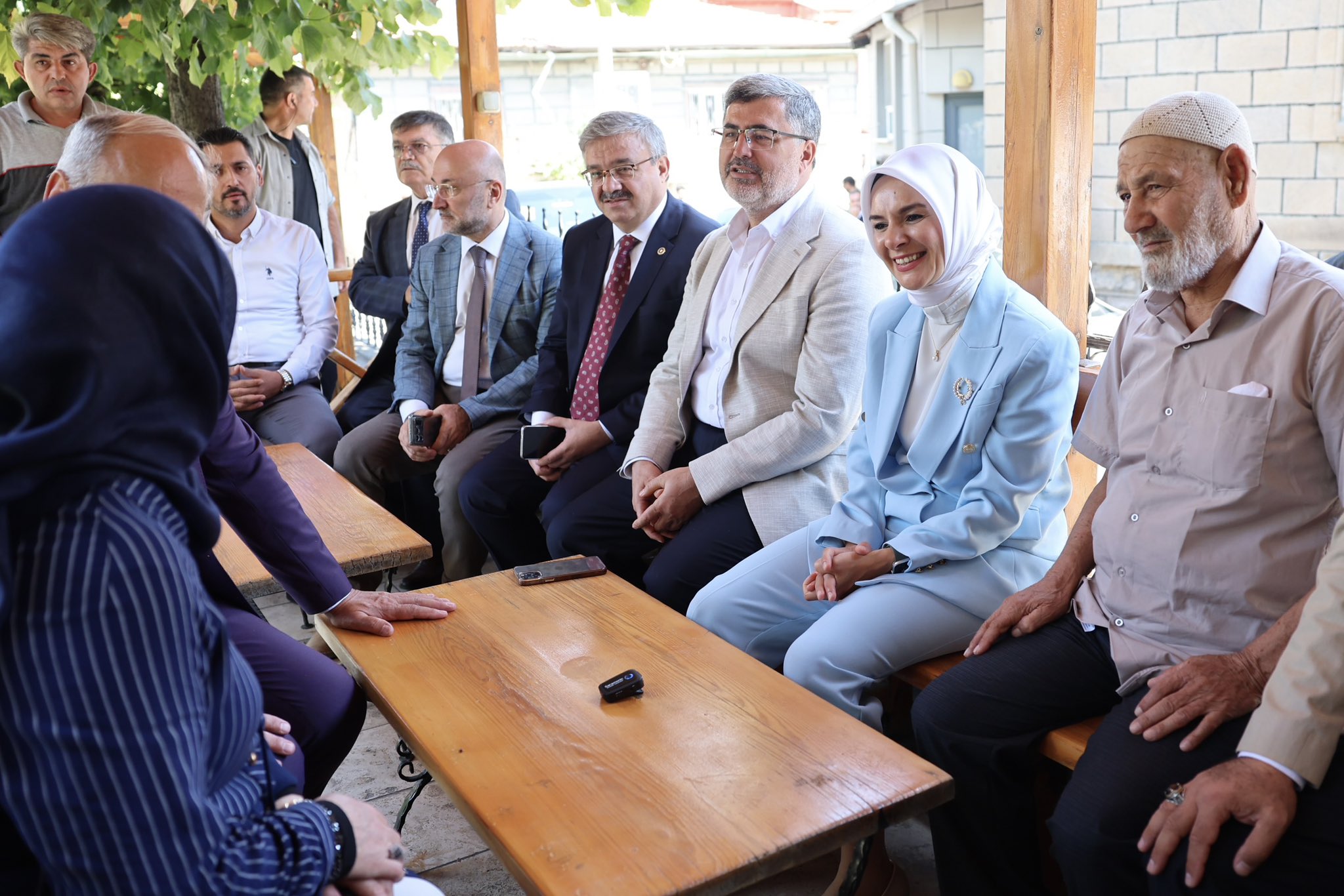 Bakandan Öte Bir Evlat Şefkatiyle Sohbet Etti