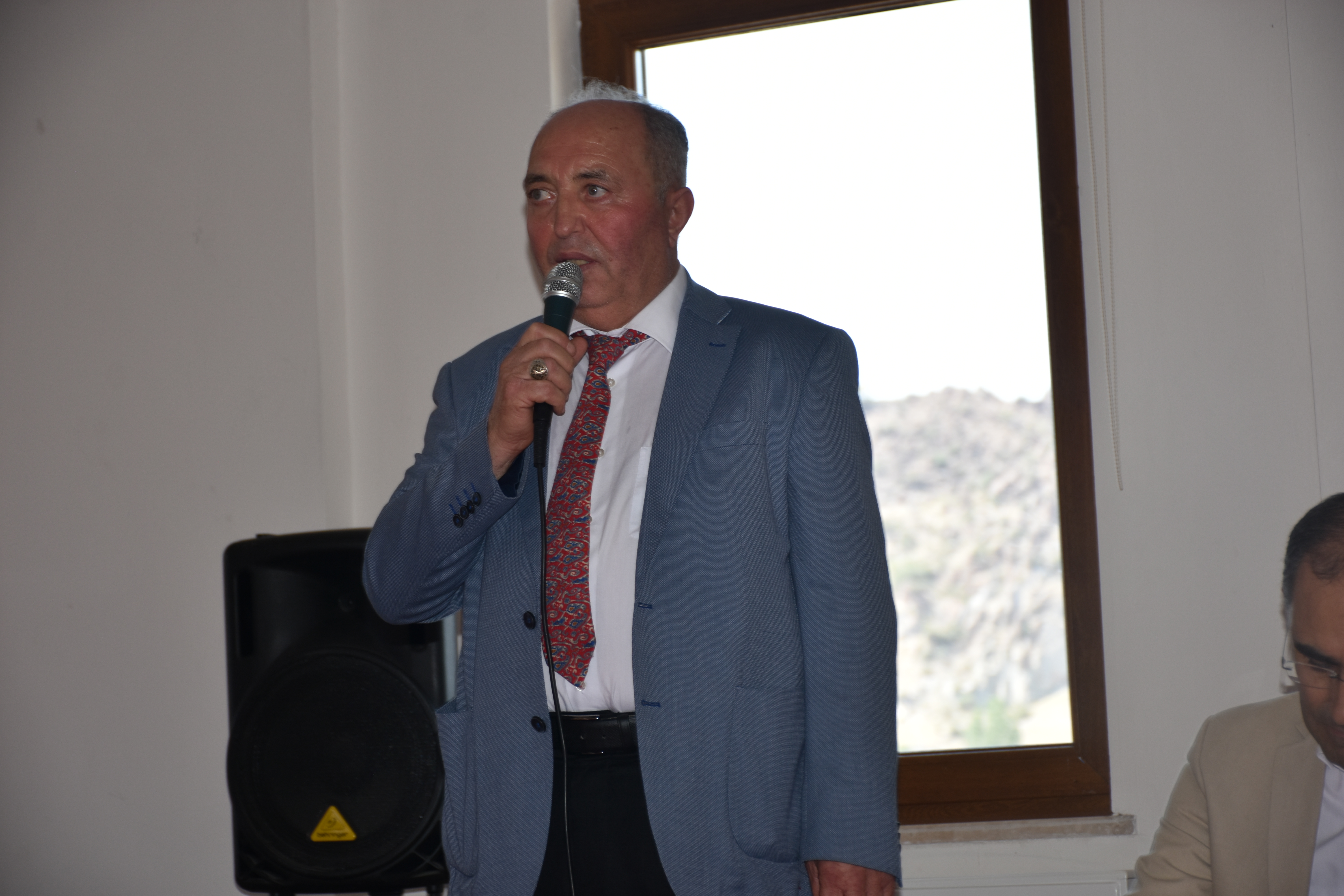 Bakan Göktaş Alevi vatandaşlarla bir araya geldi