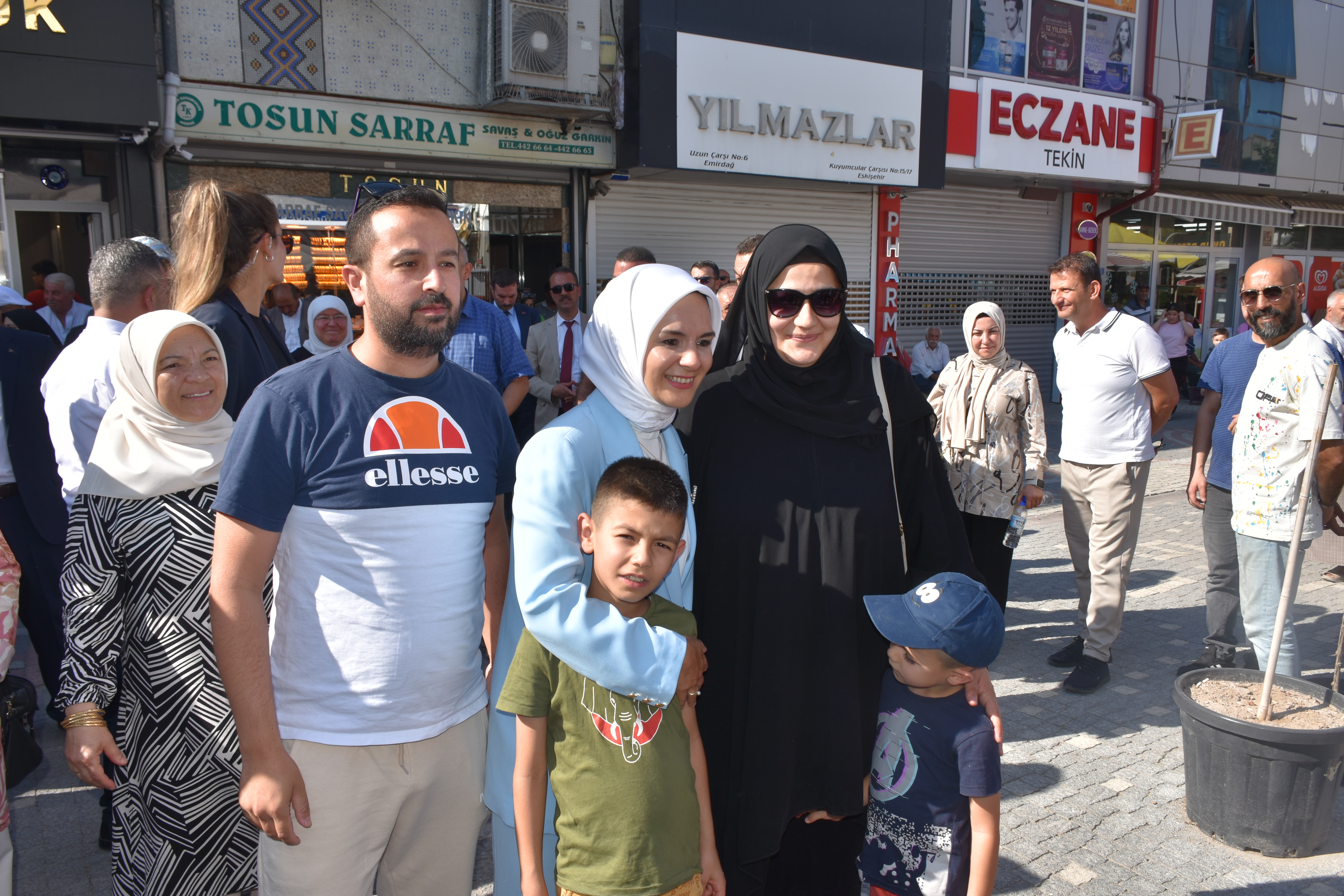 Bakan Göktaş Alevi vatandaşlarla bir araya geldi