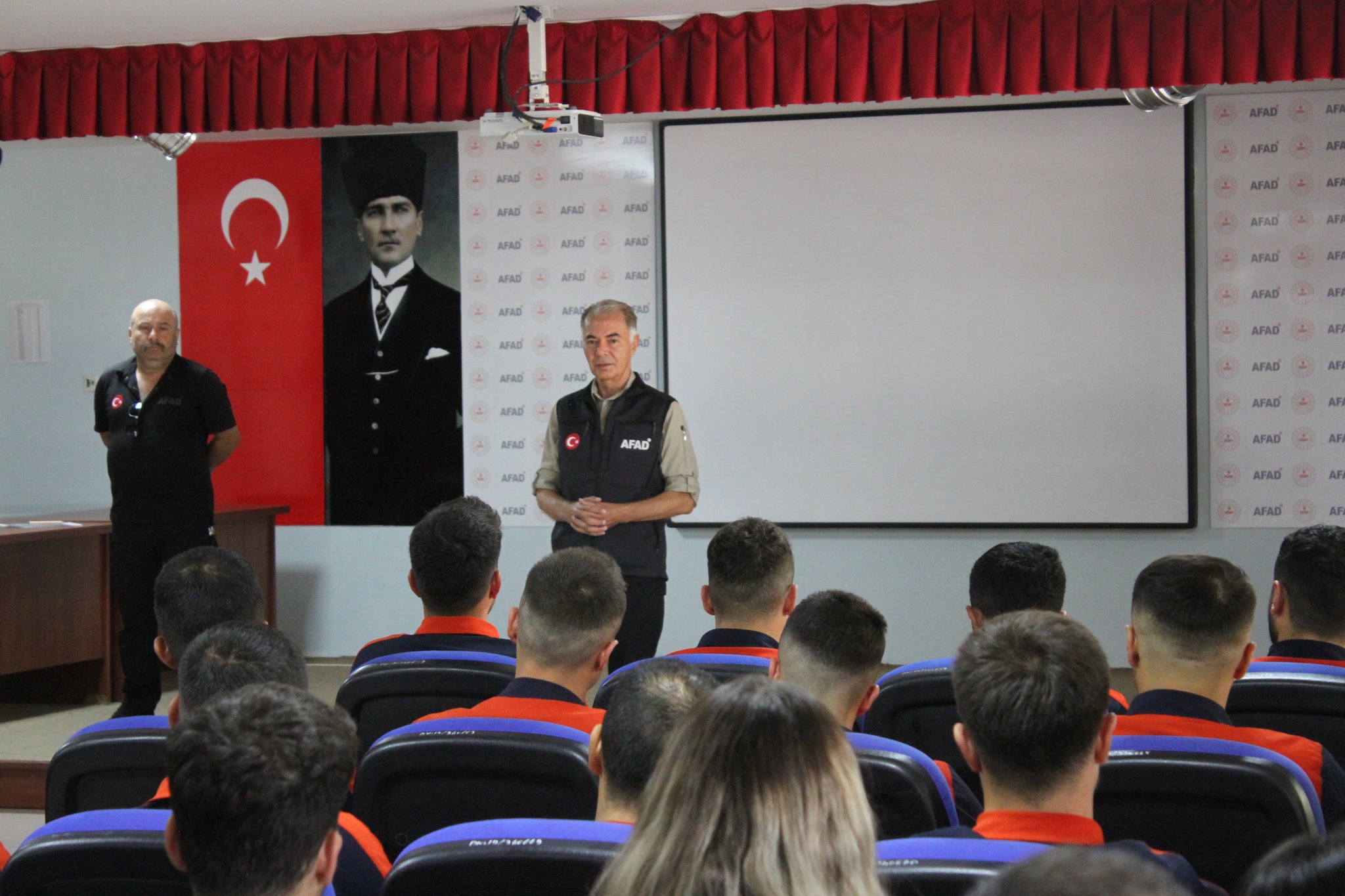 AFAD’A 171 ARAMA VE KURTARMA TEKNİSYENİ ALINDI