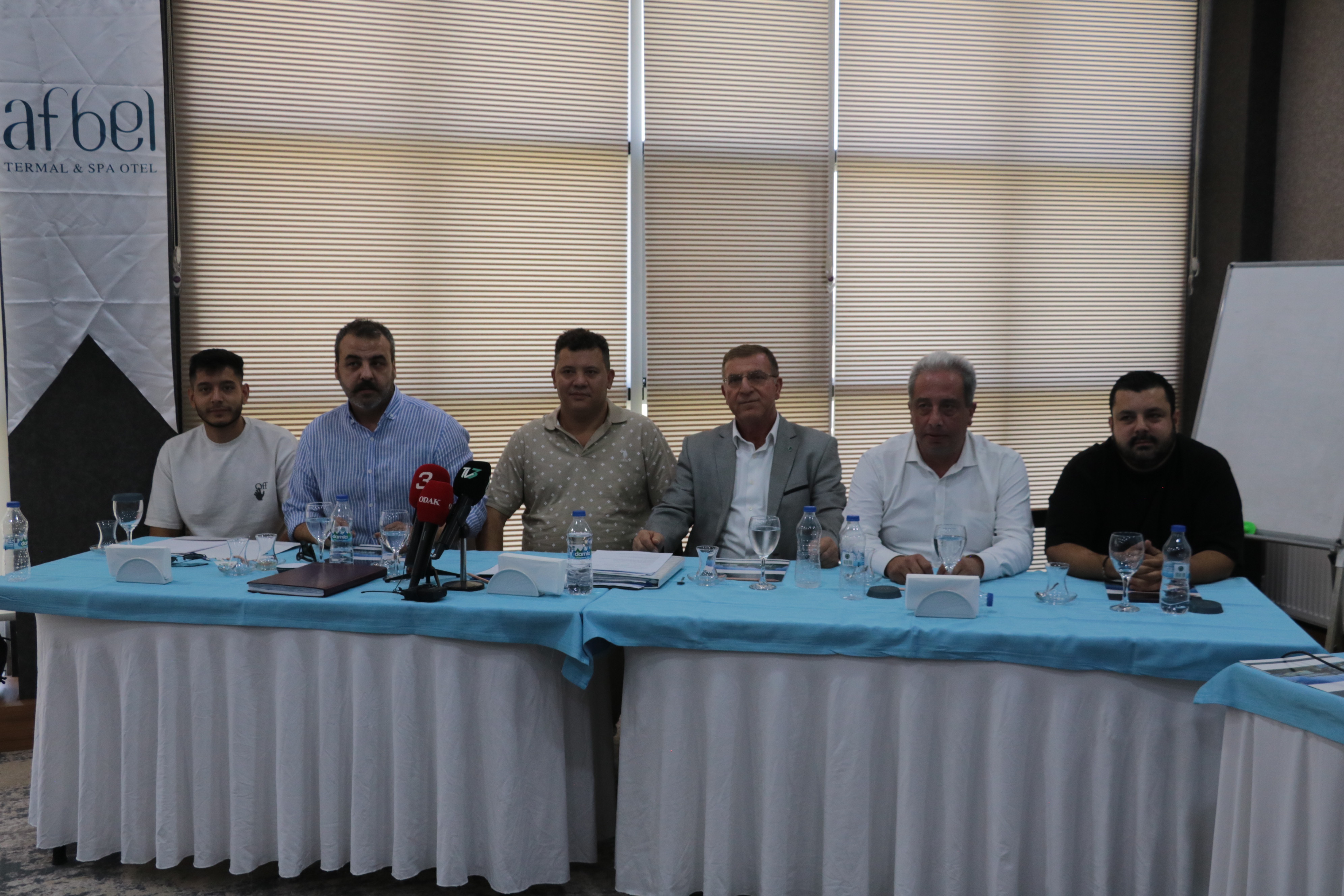 AFYONSPOR'DA YENİ YÖNETİM OLUŞTU