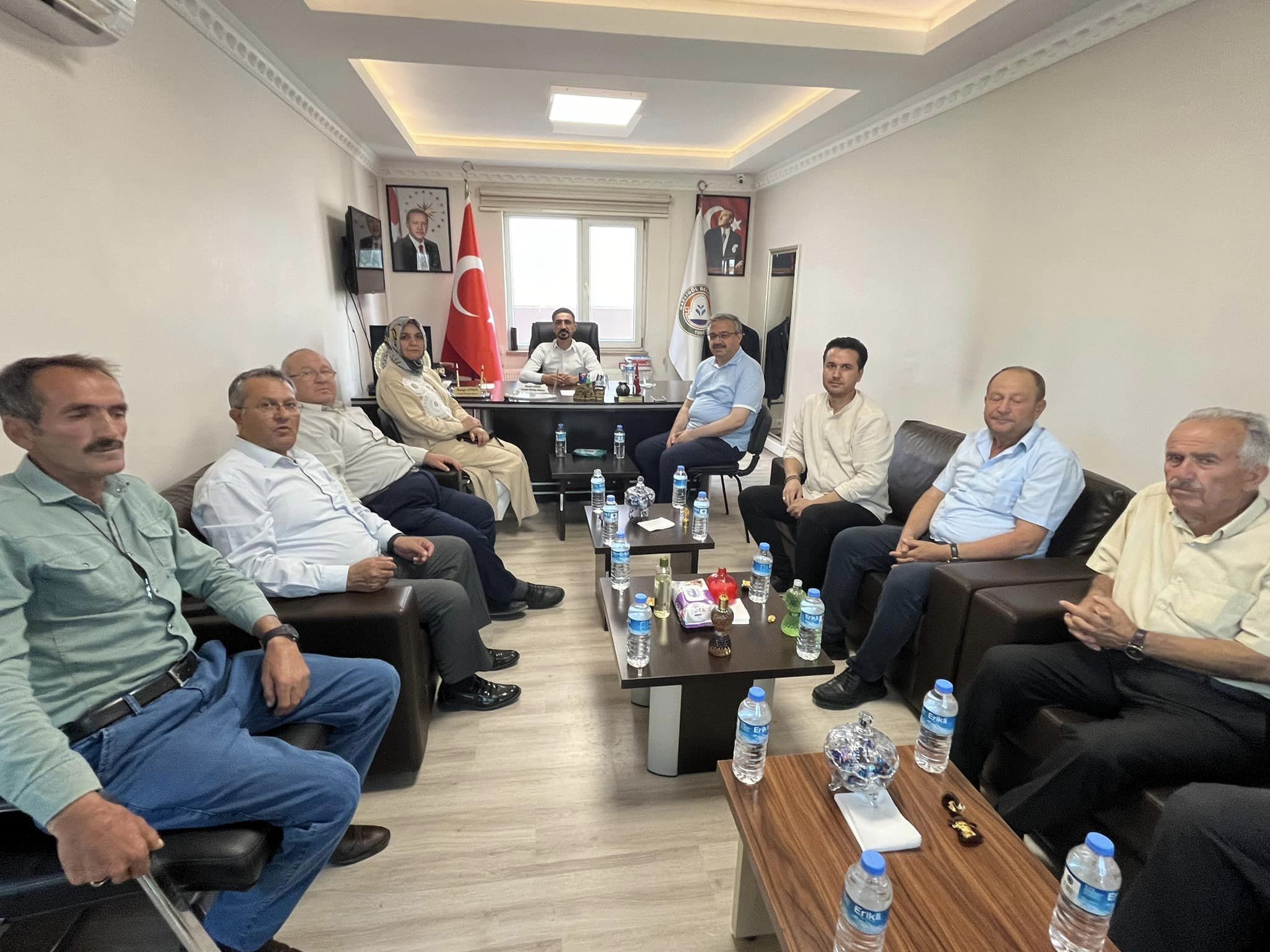 Yurdunuseven, Gazlıgöl Belediye Başkanı Mustafa Güngör’ü Ziyaret Etti