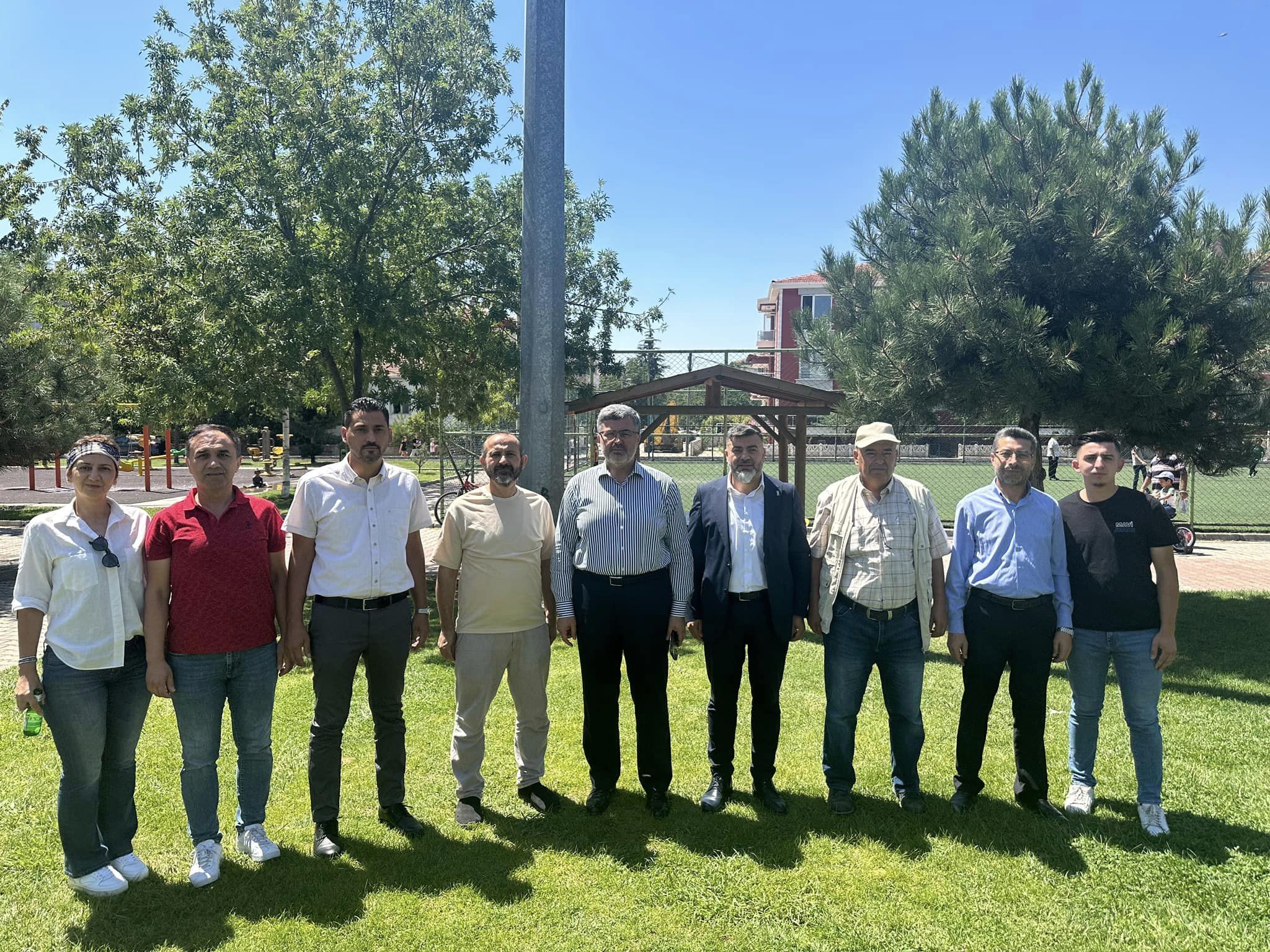 Milletvekili Özkaya Sahipata Mahallesini Ziyaret Etti