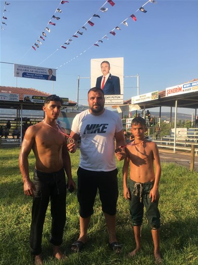 Afyonkarahisarlı Pehlivanlar Göz Kamaştırdı