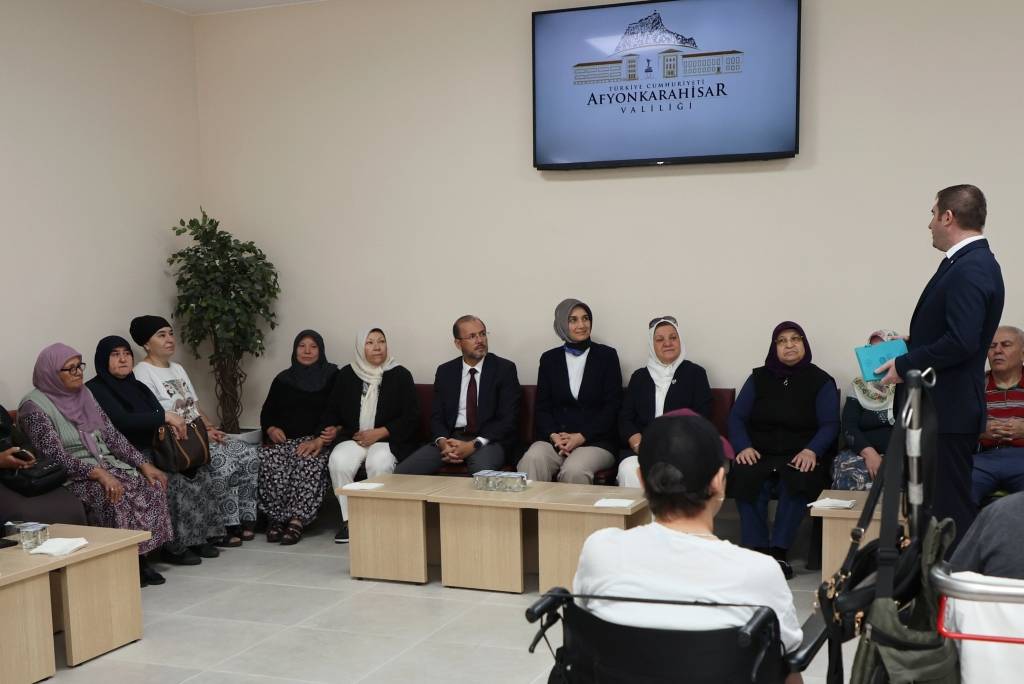 Vali Yiğitbaşı AFSÜ’de FTR Hastaları Ve Yakınları İle Buluştu