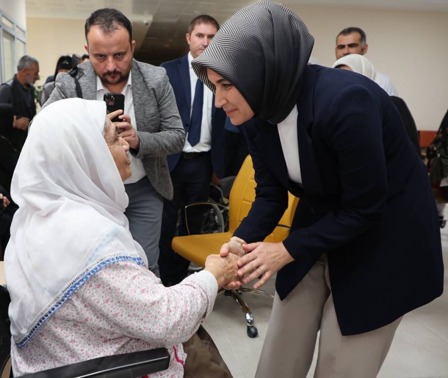 Vali Yiğitbaşı AFSÜ’de FTR Hastaları Ve Yakınları İle Buluştu