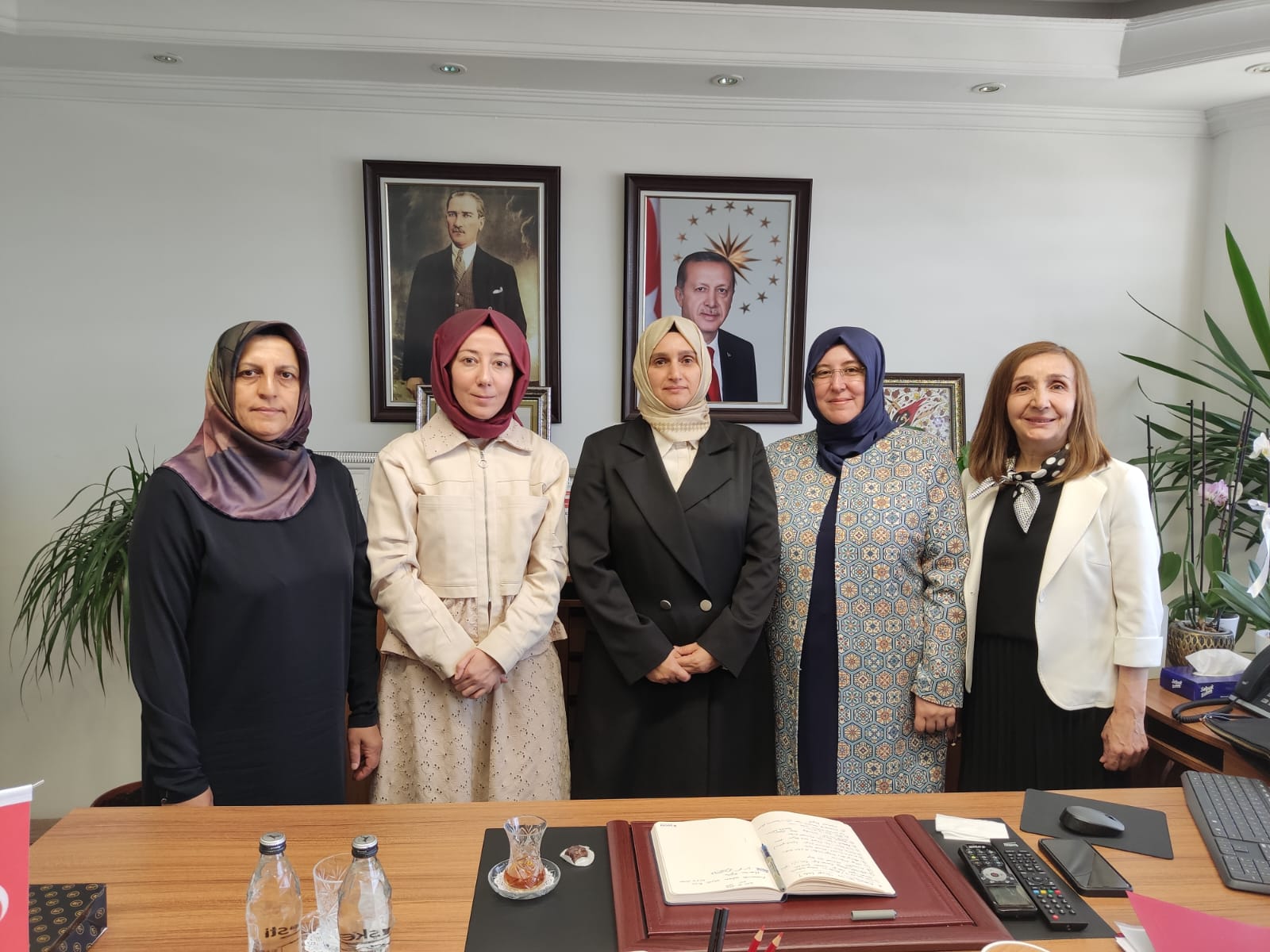 AK Partili Ertürk’ten Bakanlıklara Ziyaret