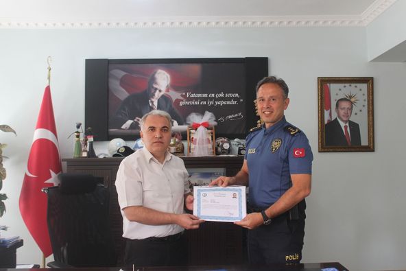 Dinar’da Asayiş Berkemal İki Personel Ödüllendirildi