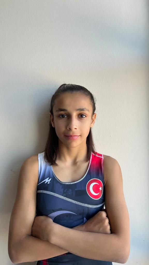 AFYONKARAHİSAR'IN GURURU TAŞOLUK BLD SK'DEN ÜÇ SPORCU MİLLİ TAKIMDA