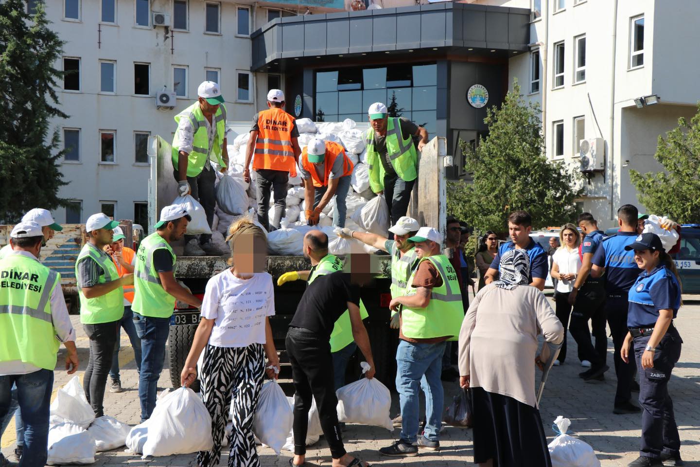 Dinar Belediyesi’nden Örnek Davranış