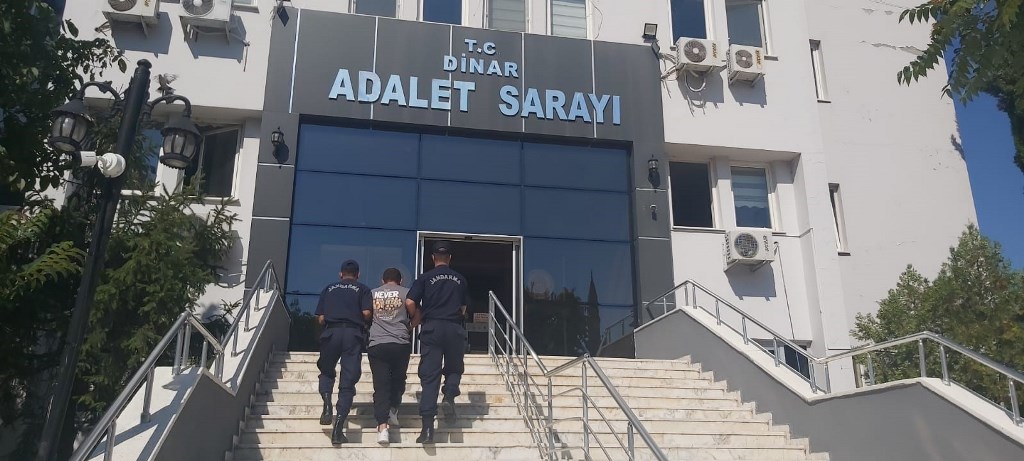 HAPİS CEZASIYLA ARANAN ŞAHIS DİNAR'DA YAKALANDI