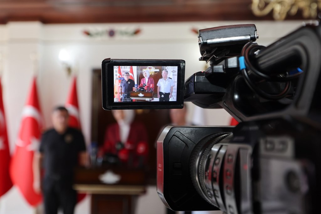 "ZAFER HAFTASI TÖRENLERİNDE ATLI JANDARMA TİMLERİ GÖREV YAPACAK"