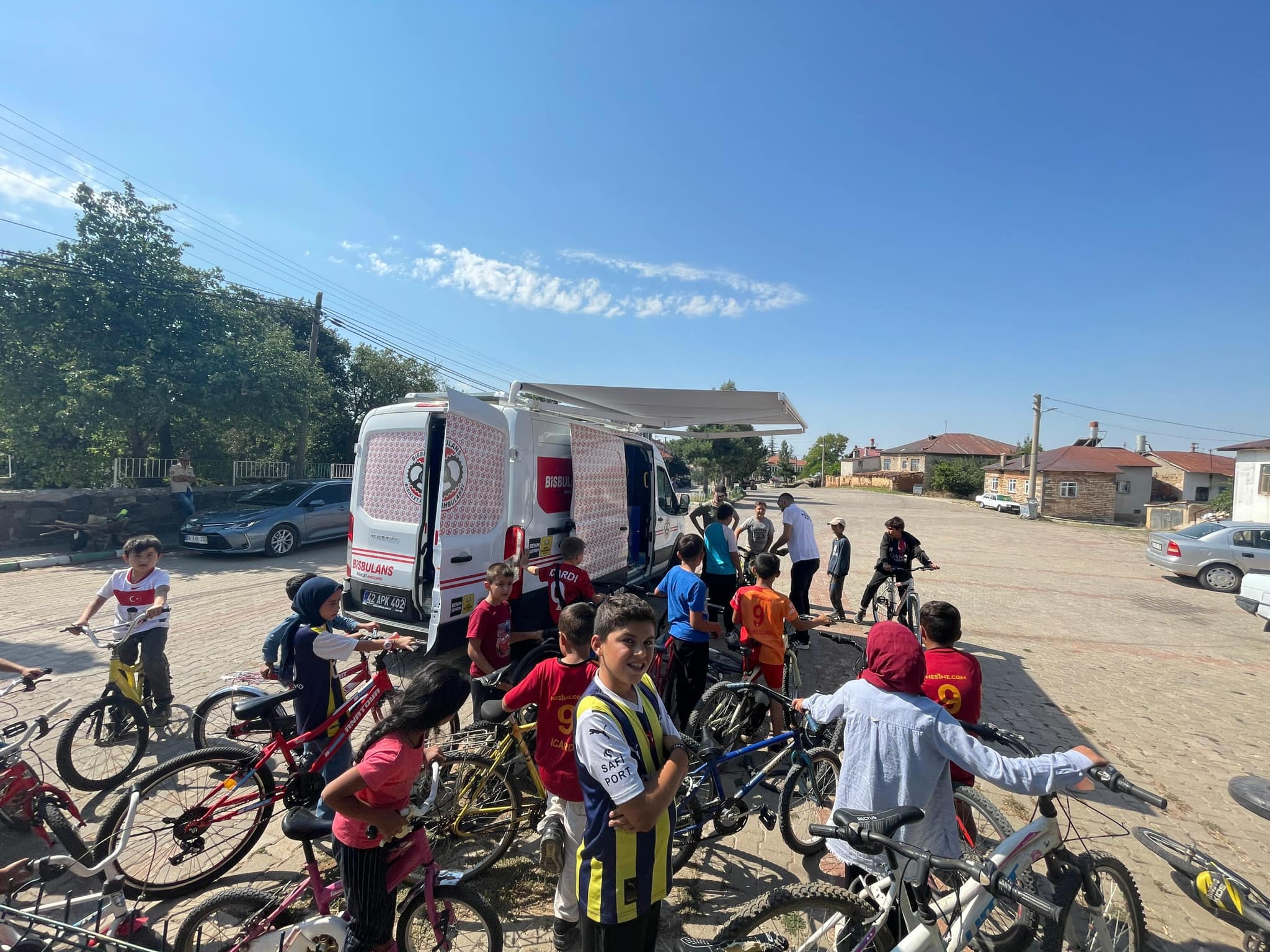 Başkan Altay'dan  Çocuklar İçin Yeni Bisiklet Bakım Hizmeti