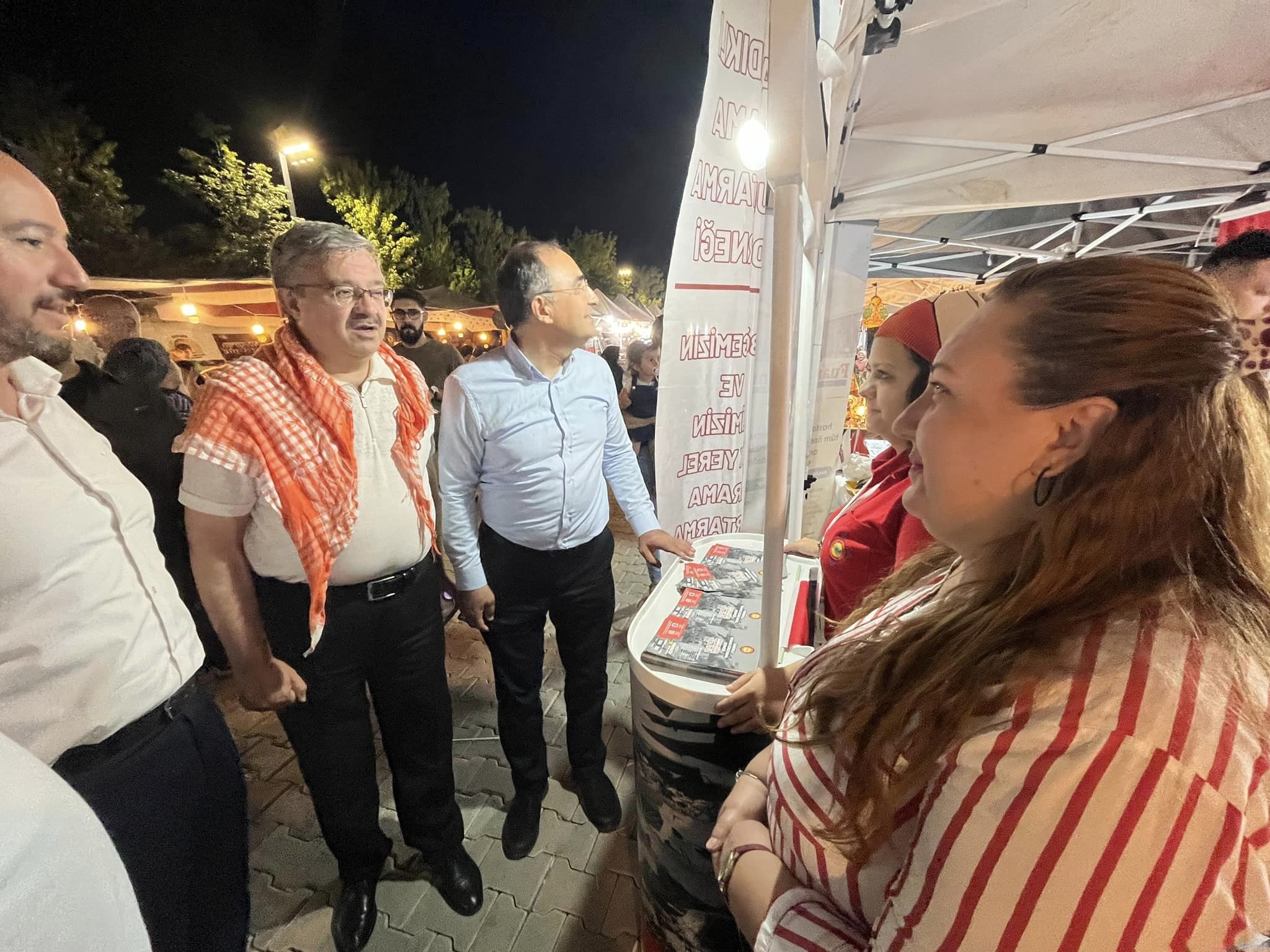 Yurdunuseven’in Rotası Sandıklı Oldu Stantları Tek Tek Gezdi