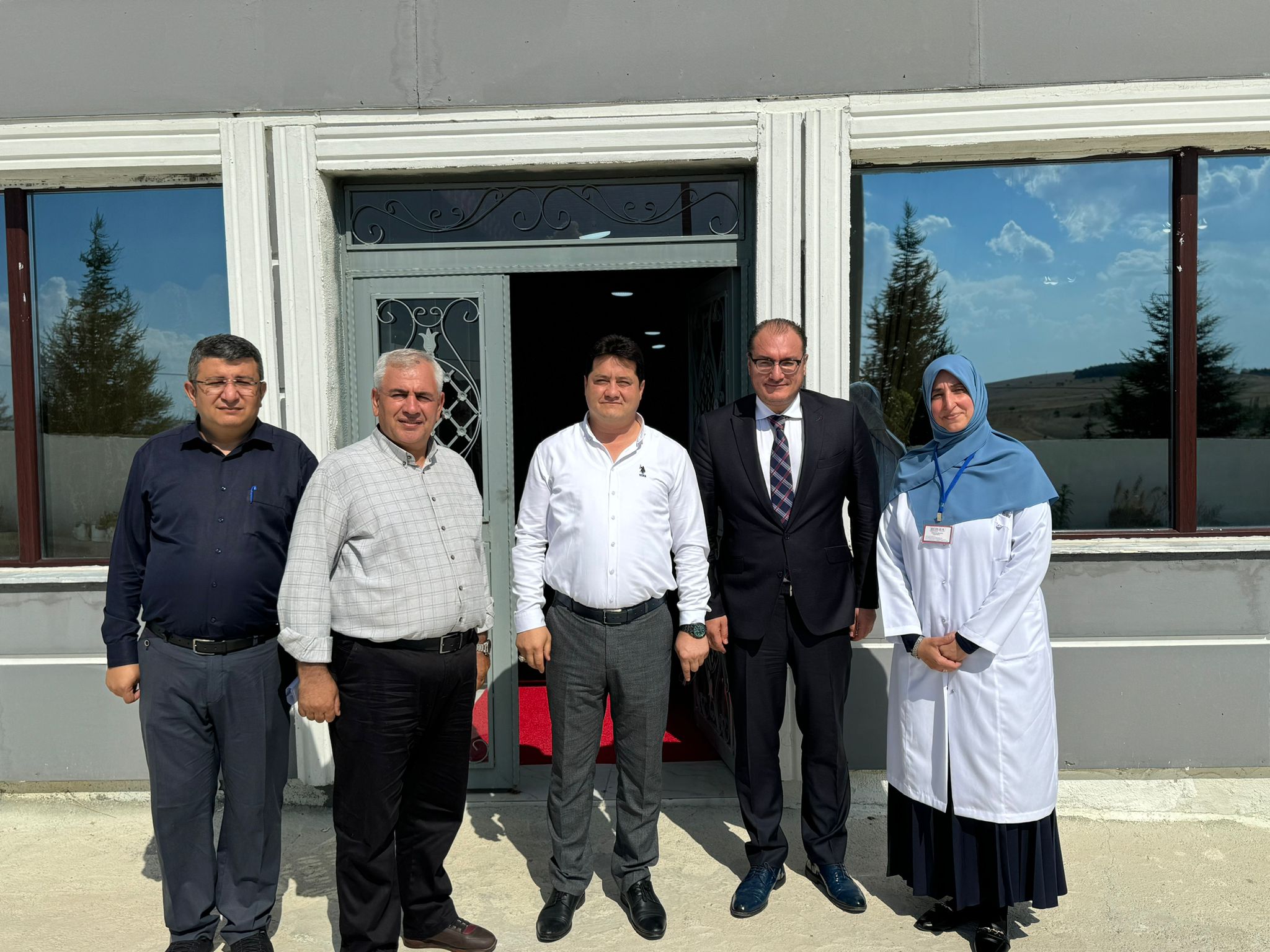 Başkan Aynacı'dan  Organize Sanayi Bölgesinde Faaliyet Gösteren Fabrikalara Ziyaret