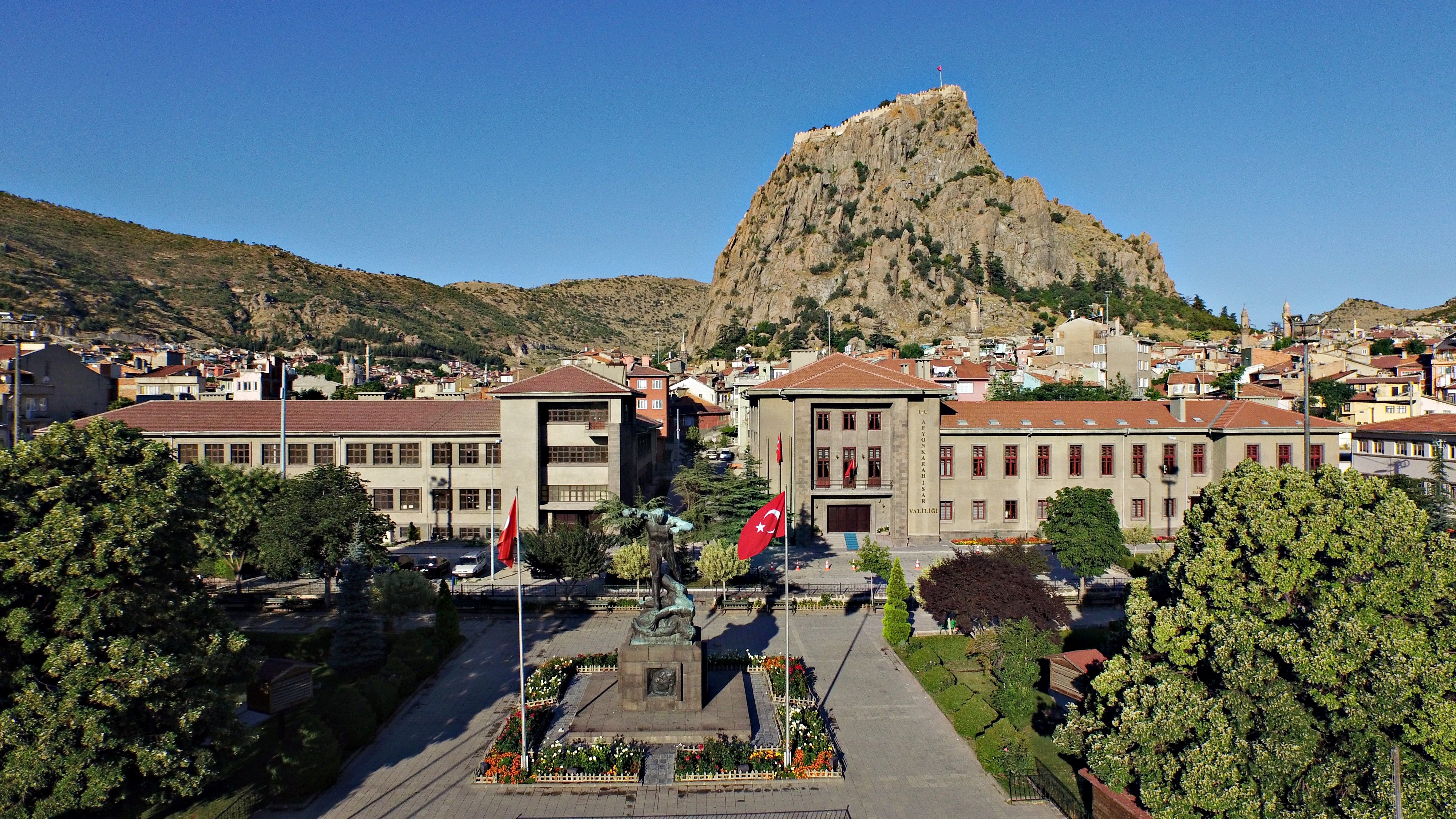 Karahisar Kalesi Afyon'un Tarihi Simgesi
