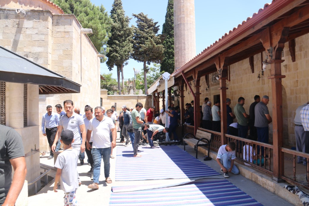 Depremle Birlikte Göç Aldı, Nüfusu 10 Kat Arttı:  800 kişinin yaşadığı mahalle ilçeleri geride bıraktı