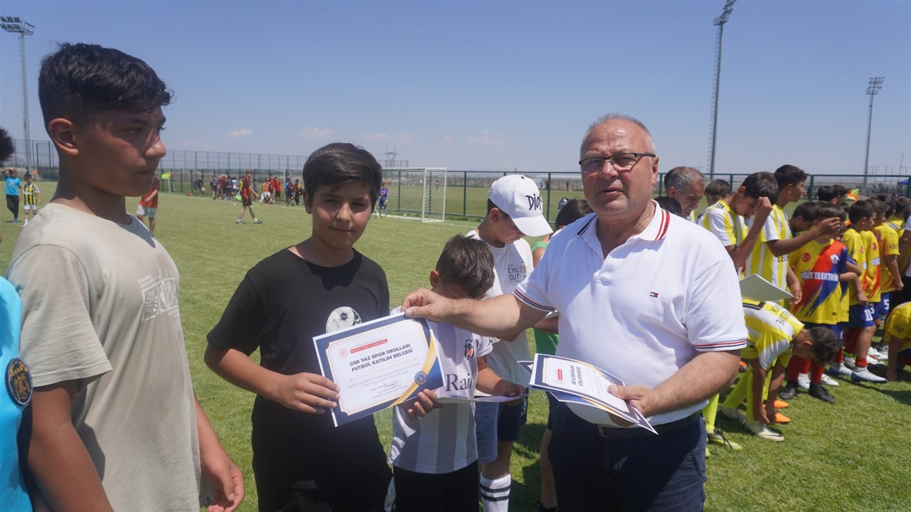 Afyonkarahisar’da Genç Futbolcular Buluşması