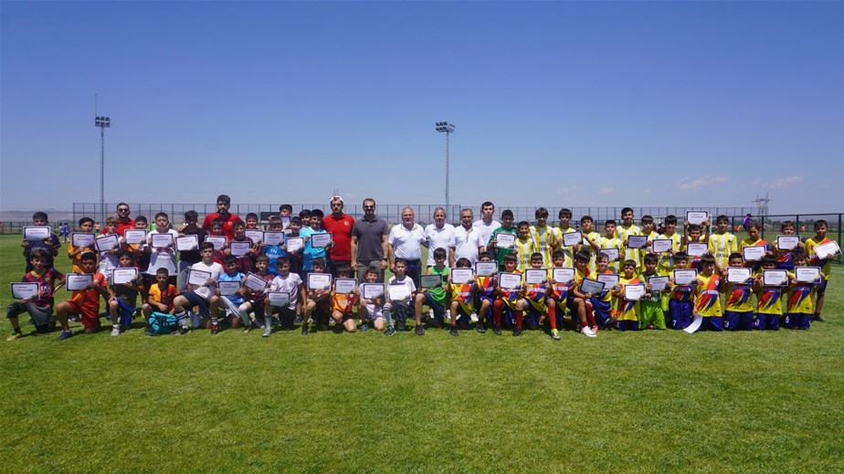 Afyonkarahisar’da Genç Futbolcular Buluşması