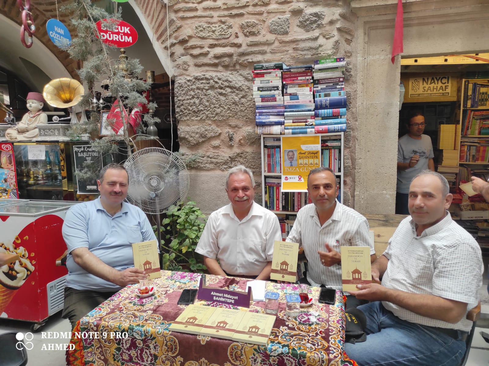 Eğitimci-Yazar Şahintepe, Yeni Kitabı 'Şahanoğlu Ve Turabi'yi Kitapseverlerle Buluşturdu