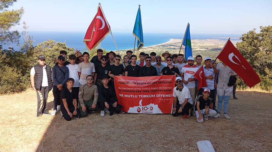 ZAFER PARTİSİ ATASINI UNUTMADI : ONLAR ÇOKSA BİZLER TÜRKÜZ