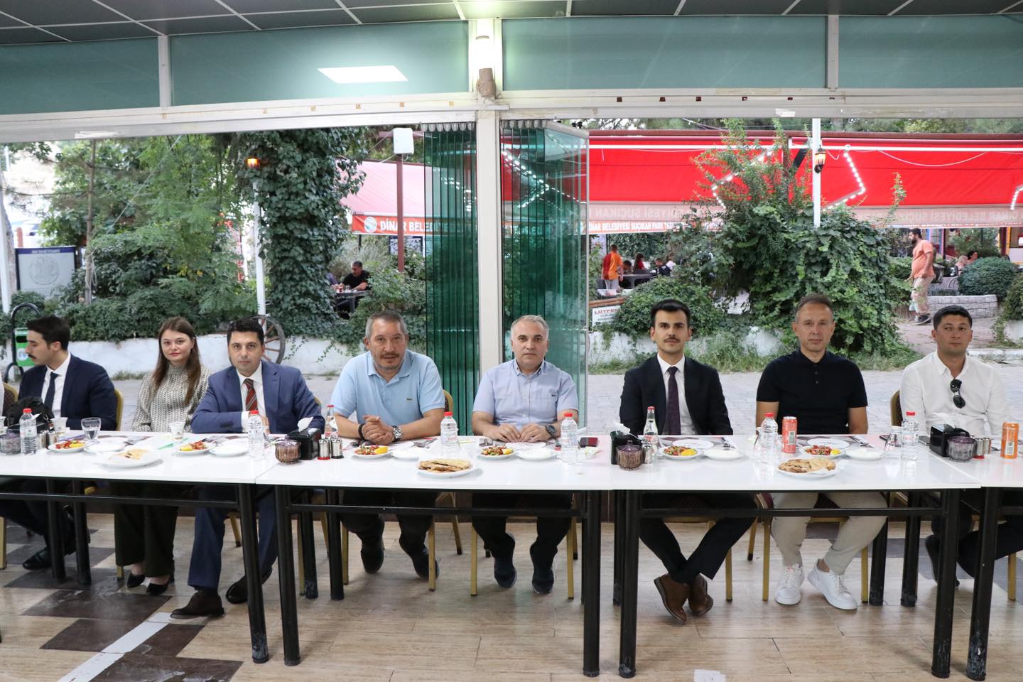 Dinar’da Veda Yemeği Düzenlendi