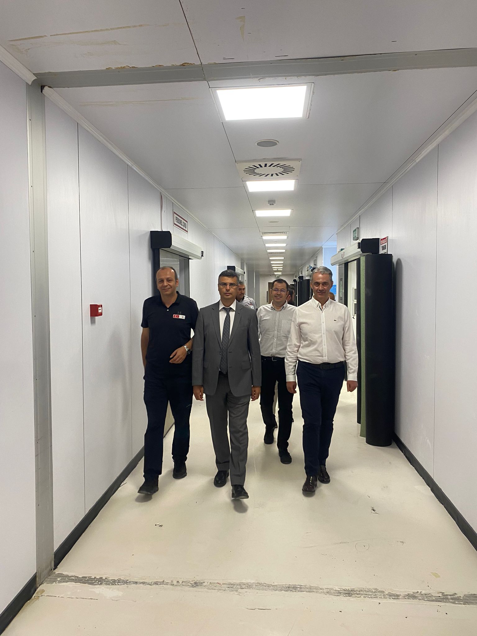 Sağlığın Başındaki İsim Korkmaz Çat Kapı Ziyaretlerini Sürdürüyor