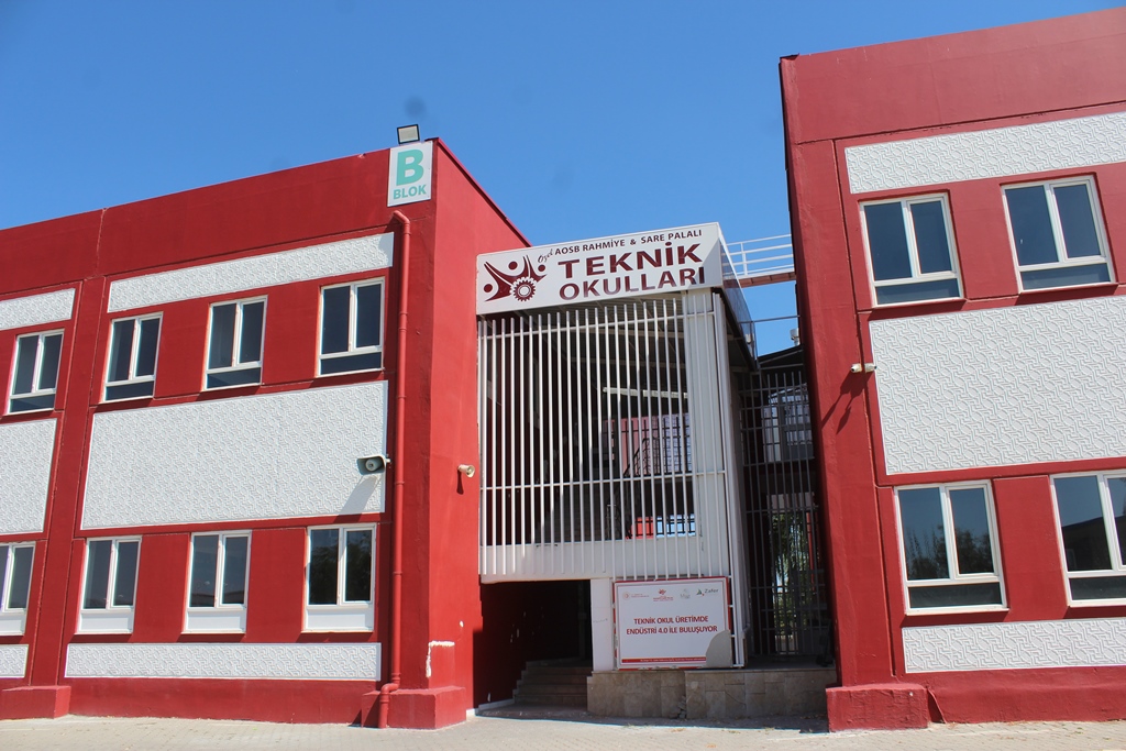 RSP TÜM ÖĞRENCİLERİNE ÜCRETSİZ KOLEJ EĞİTİMİ SUNUYOR