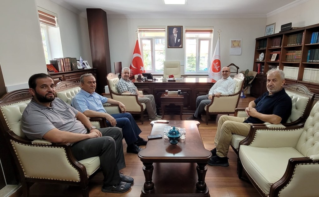 İL MÜFTÜSÜ KONUKLARINI AĞIRLADI