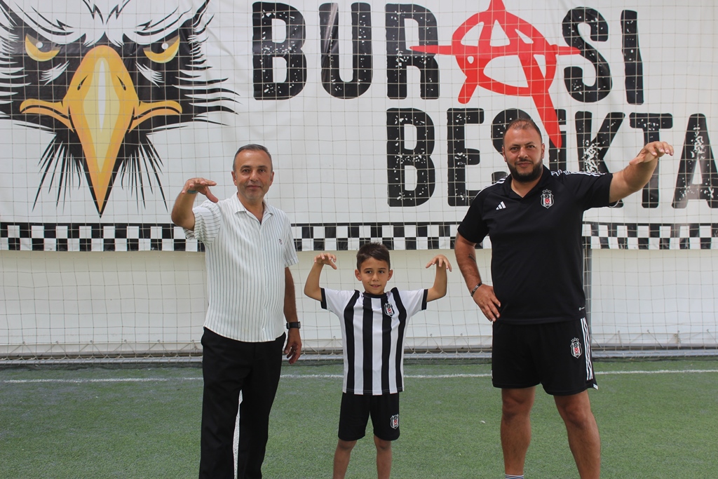 AFYONLU GENÇ YETENEK BEŞİKTAŞ'TA TOP KOŞTURACAK!