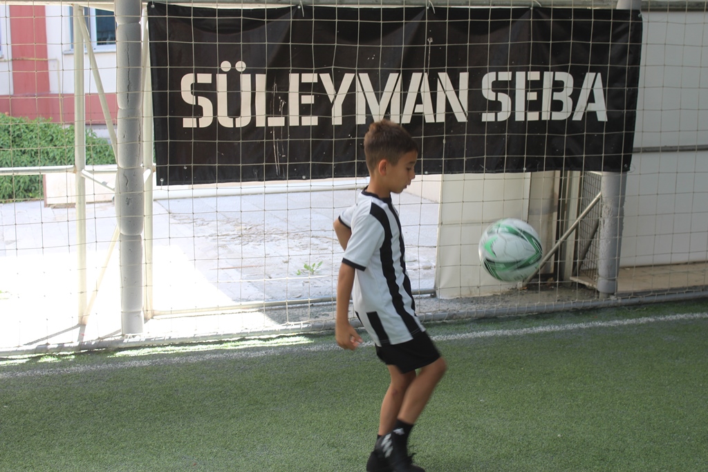 AFYONLU GENÇ YETENEK BEŞİKTAŞ'TA TOP KOŞTURACAK!