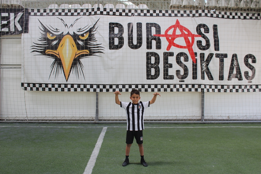 AFYONLU GENÇ YETENEK BEŞİKTAŞ'TA TOP KOŞTURACAK!