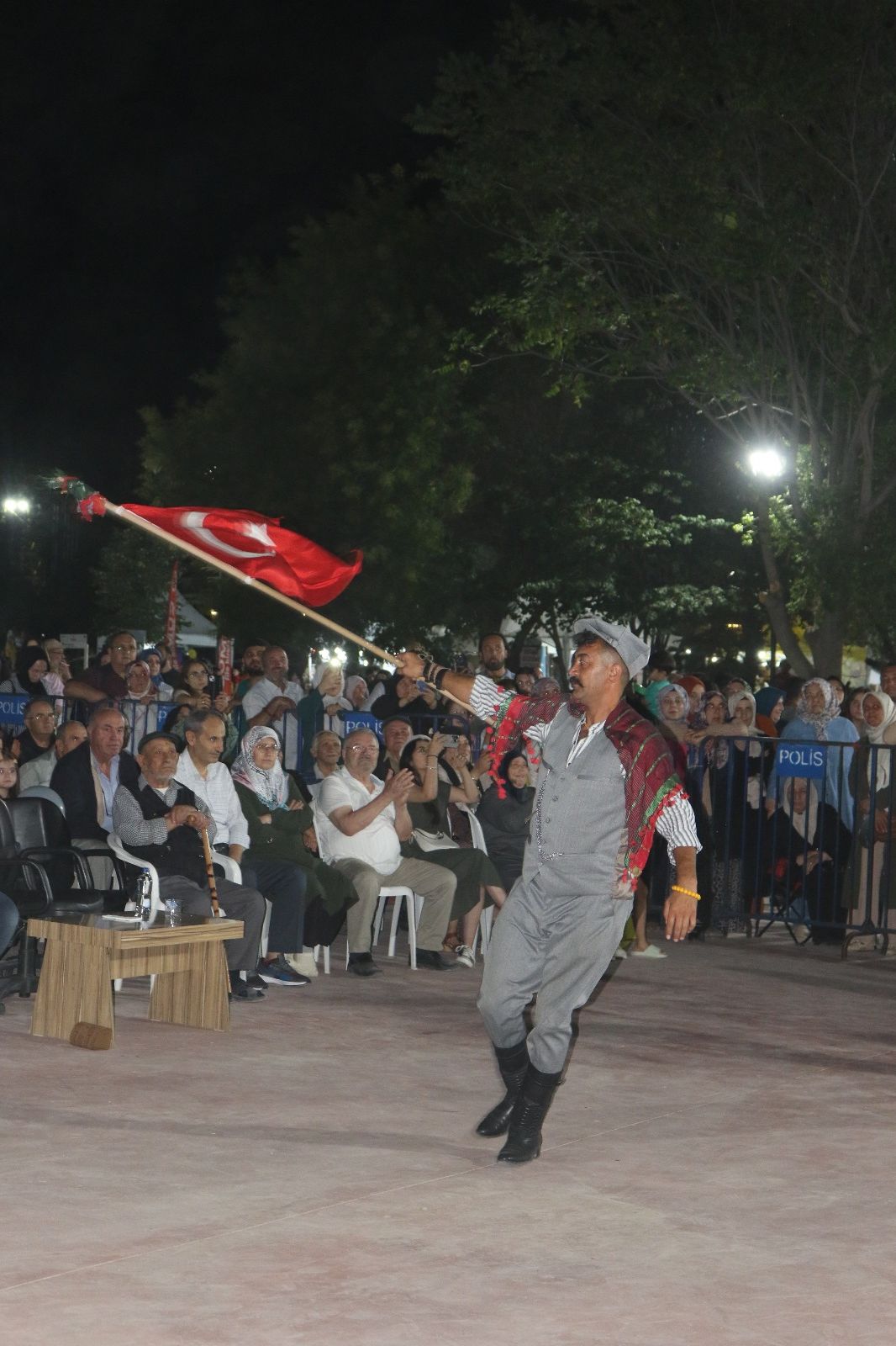 Bolvadin Kaymak ve Eber Gölü Festivali Renkli Etkinliklerle Devam Ediyor