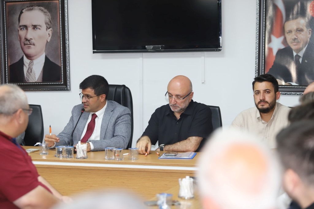 AK PARTİ AFYON'DA İSTİŞARE TOPLANTISI DÜZENLENDİ