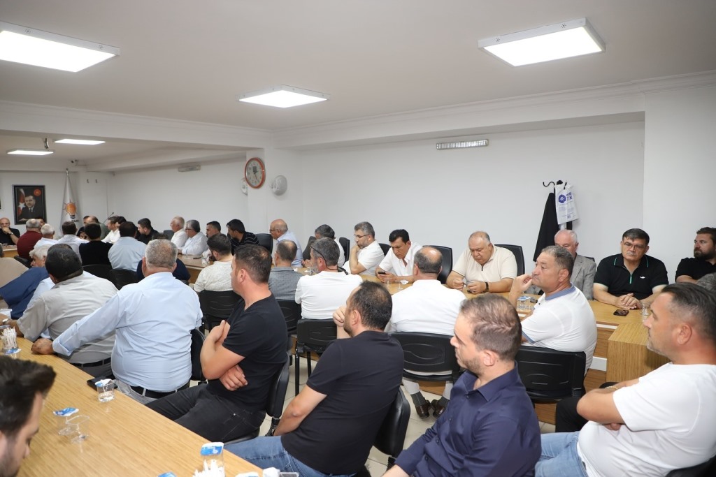 AK PARTİ AFYON'DA İSTİŞARE TOPLANTISI DÜZENLENDİ