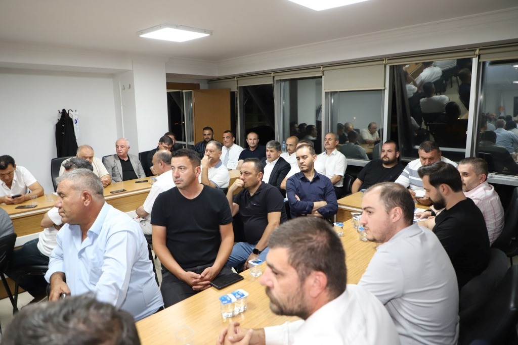 AK PARTİ AFYON'DA İSTİŞARE TOPLANTISI DÜZENLENDİ