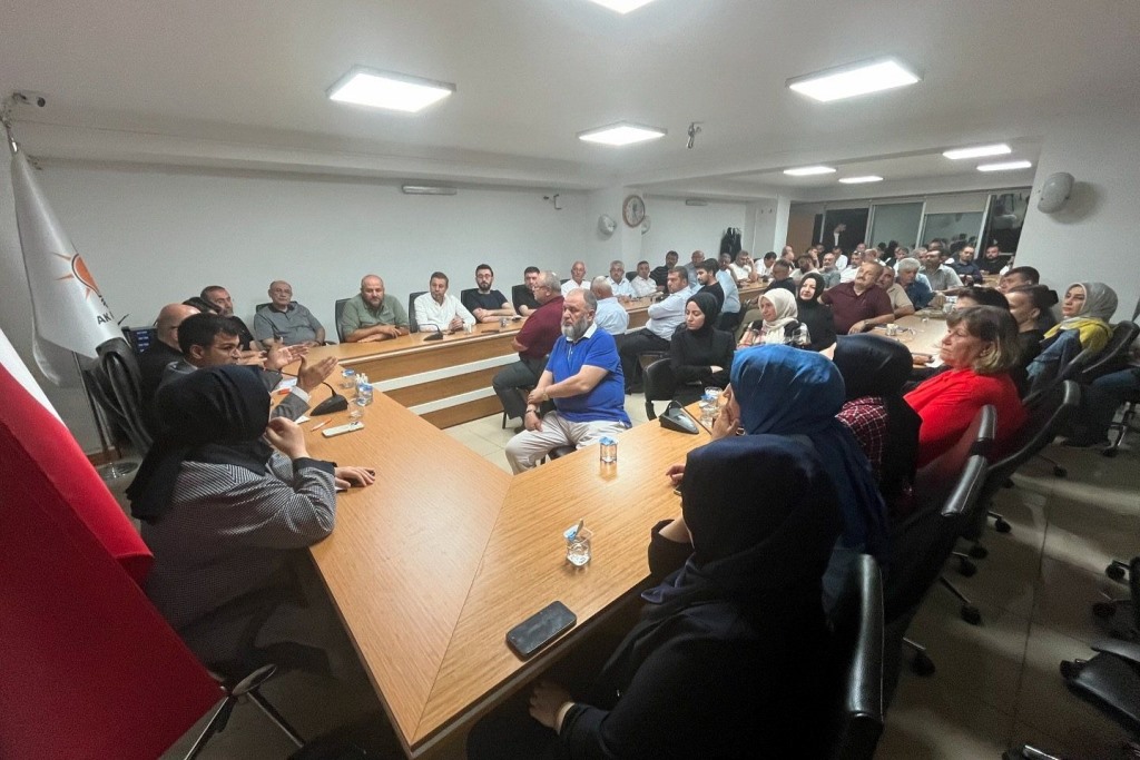 AK PARTİ AFYON'DA İSTİŞARE TOPLANTISI DÜZENLENDİ