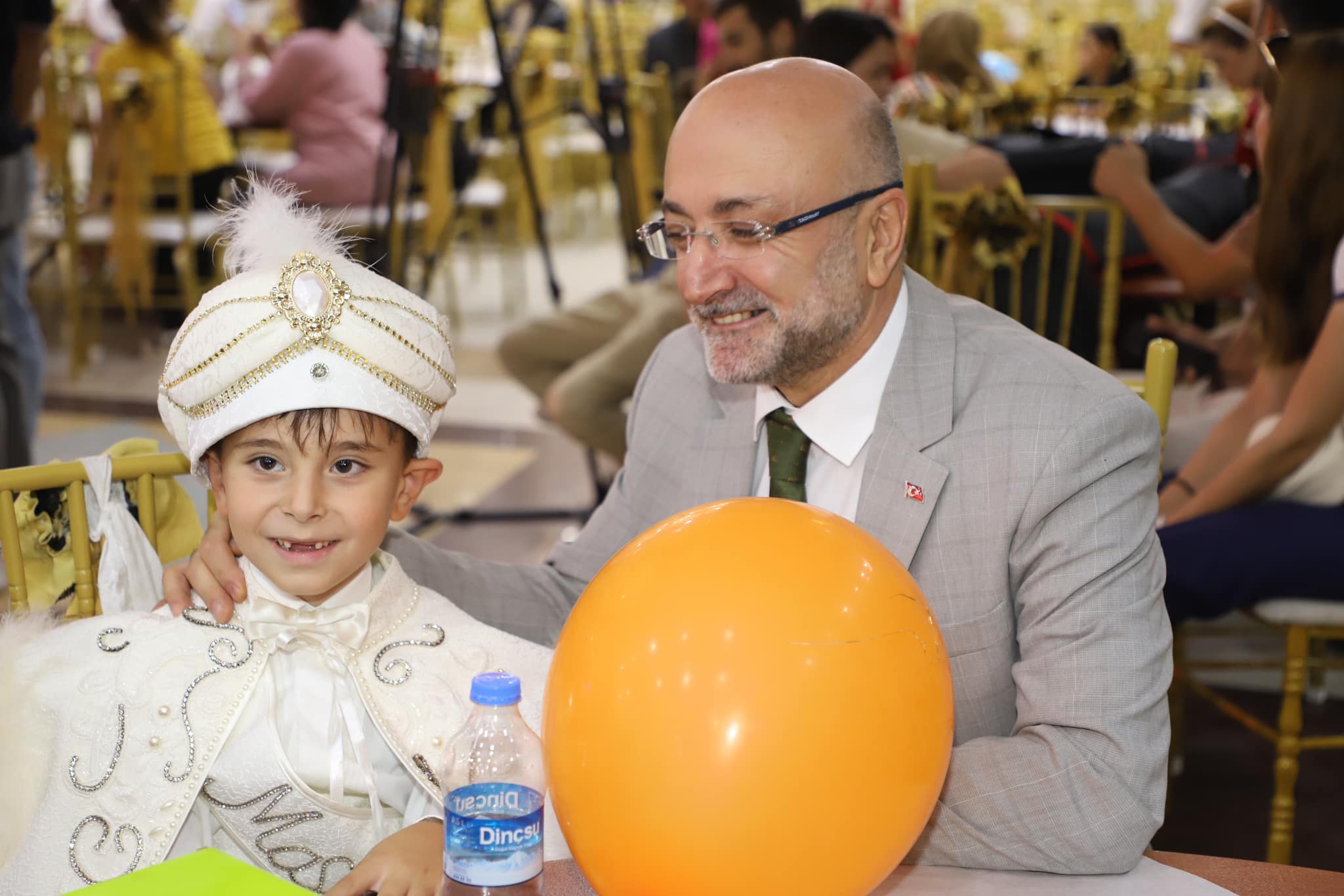 AK Partili Şahin Çocukların Heyecanına Ortak Oldu