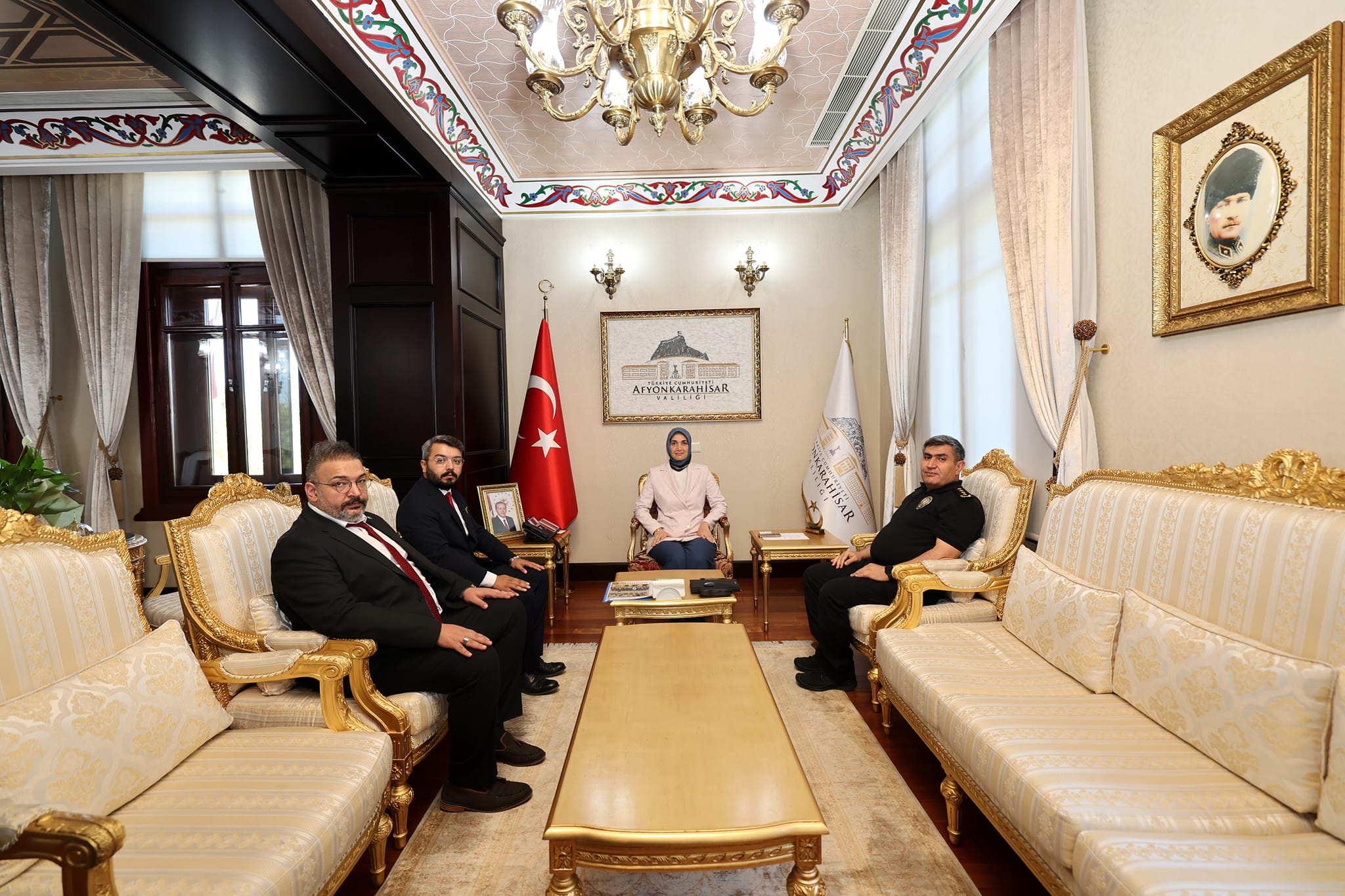 VALİ YİĞİTBAŞI'NI ZİYARET ETTİLER