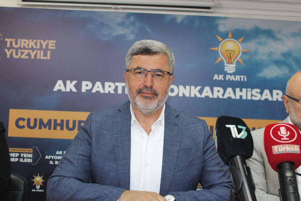 "AK PARTİ GEÇMİŞ ZORLUKLARI AŞTI, YENİDEN AŞACAK"