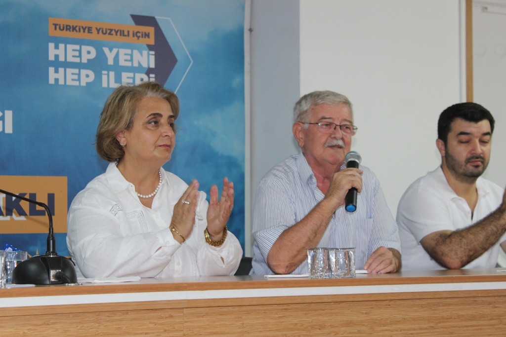 "AK PARTİ GEÇMİŞ ZORLUKLARI AŞTI, YENİDEN AŞACAK"