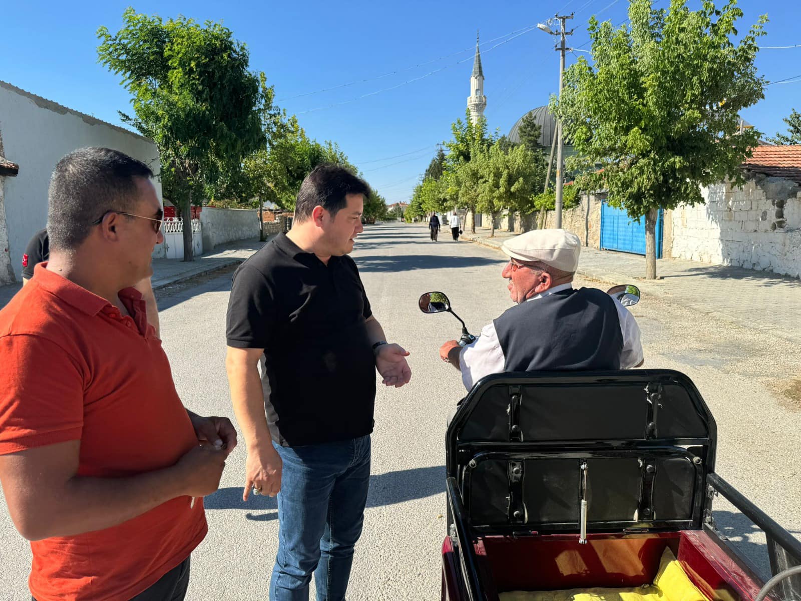 BAŞKAN AYNACI MAHALLE ZİYARETLERİNE DEVAM EDİYOR